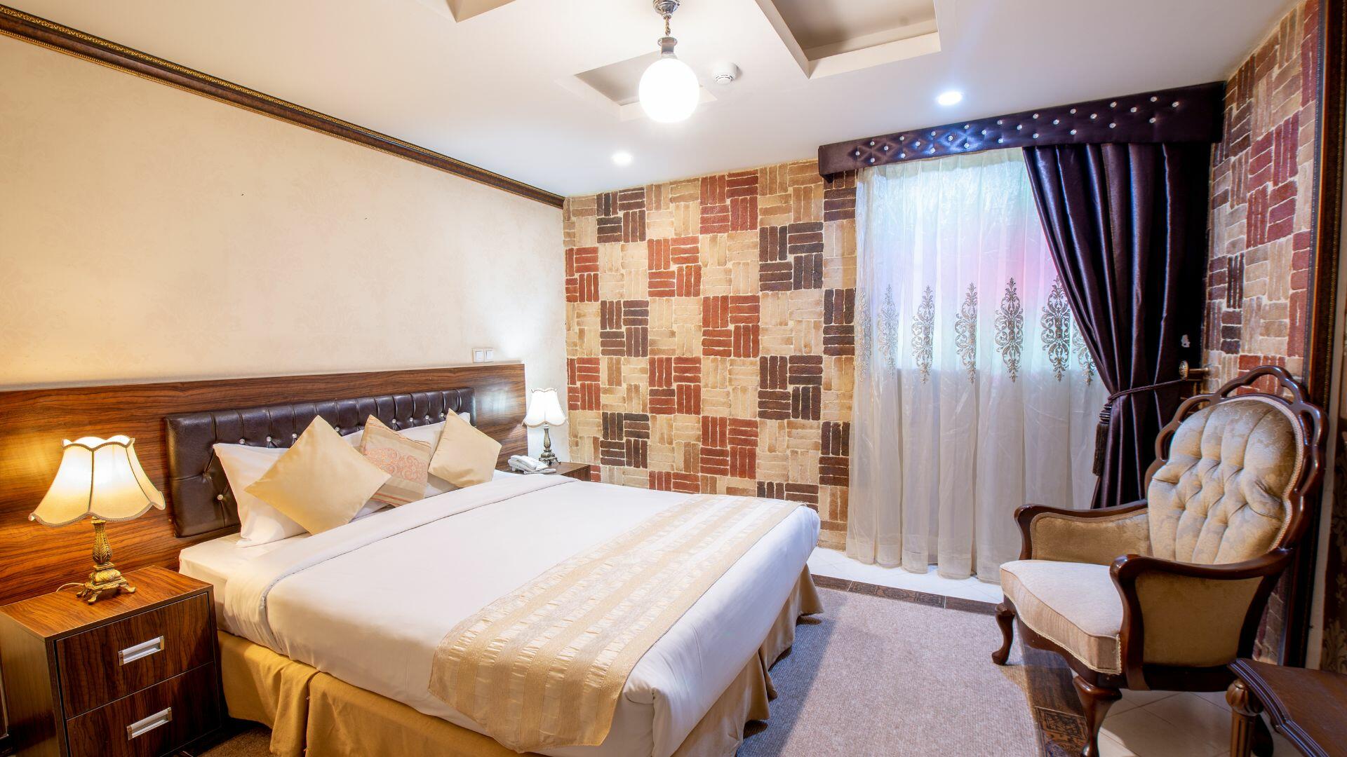 هتل کریم خان شیراز اتاق دوتخته دابل 3