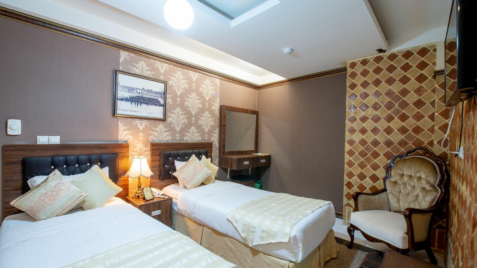 هتل کریم خان شیراز اتاق دوتخته تویین 1