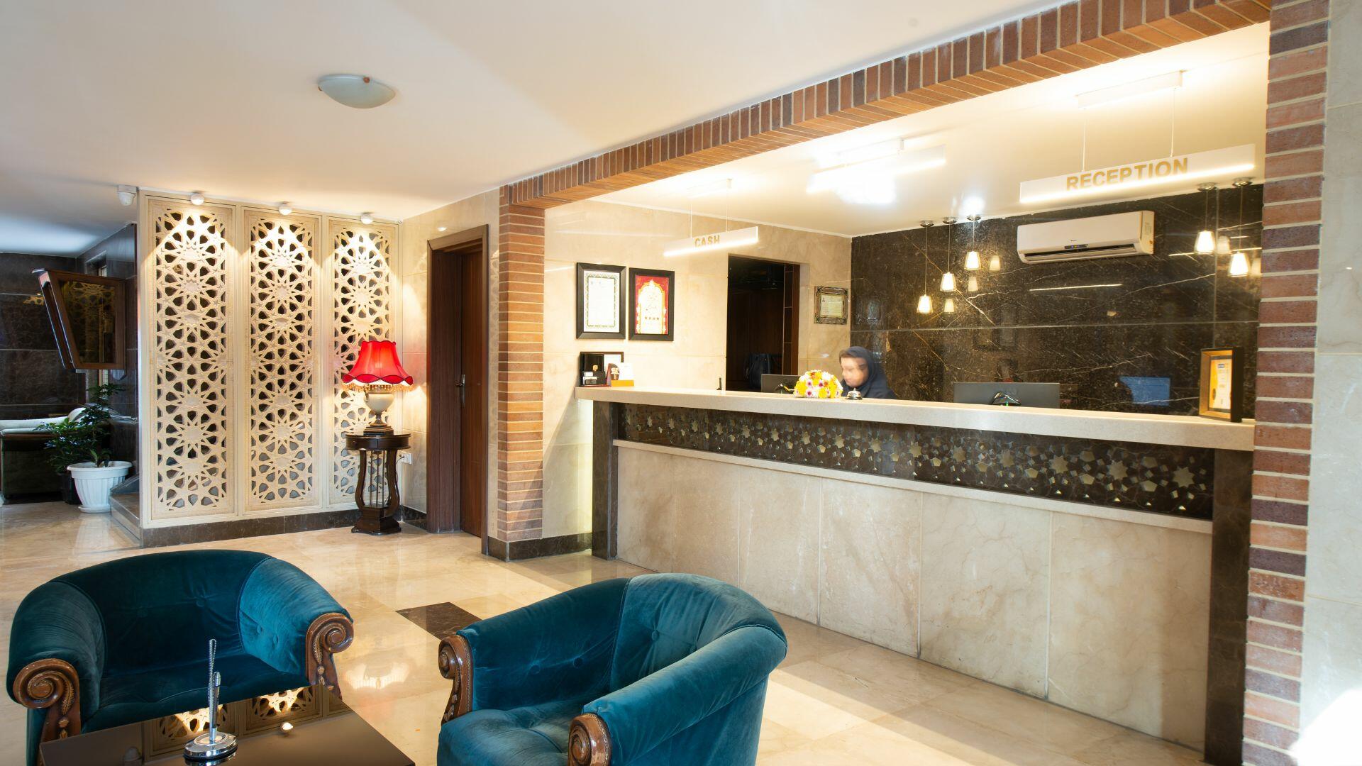 هتل ارگ شیراز پذیرش