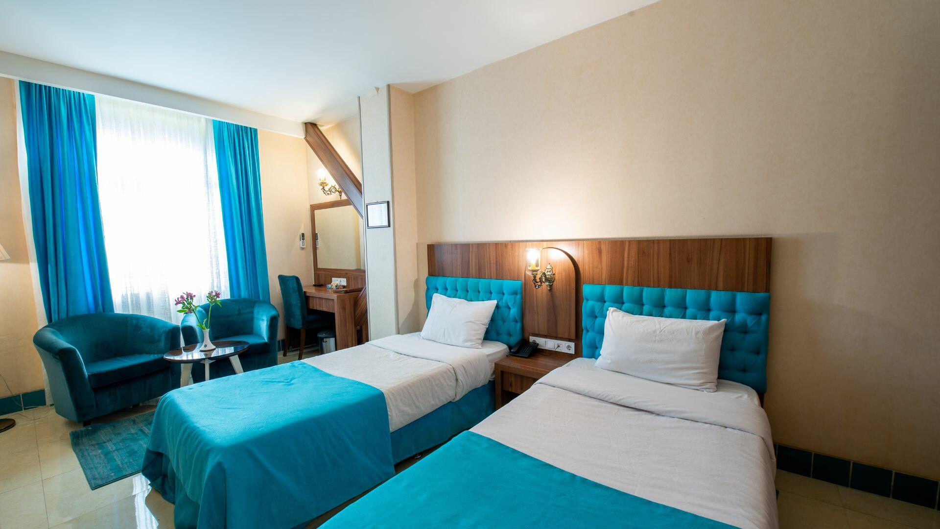 هتل ارگ شیراز اتاق دوتخته توئین 1