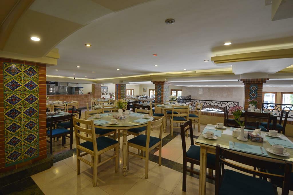 هتل ارگ شیراز رستوران 3