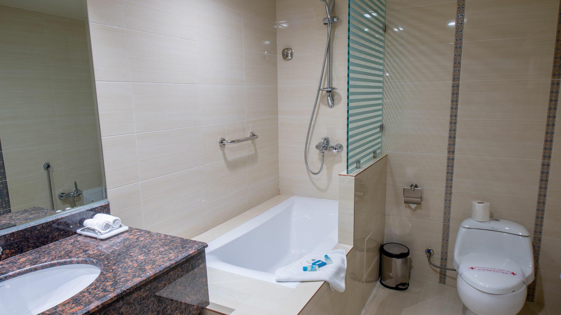 هتل زندیه شیراز سرویس بهداشتی 1