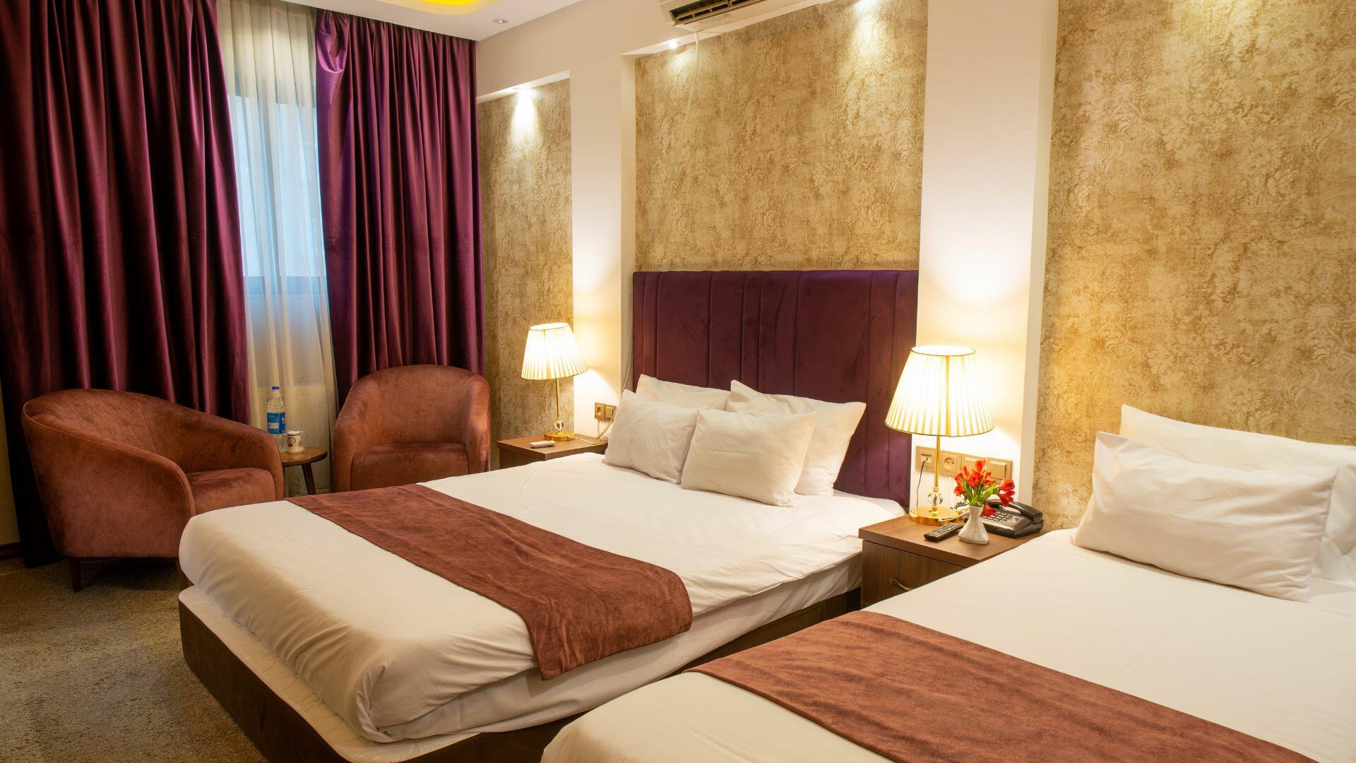 هتل تالار شیراز اتاق سه تخته