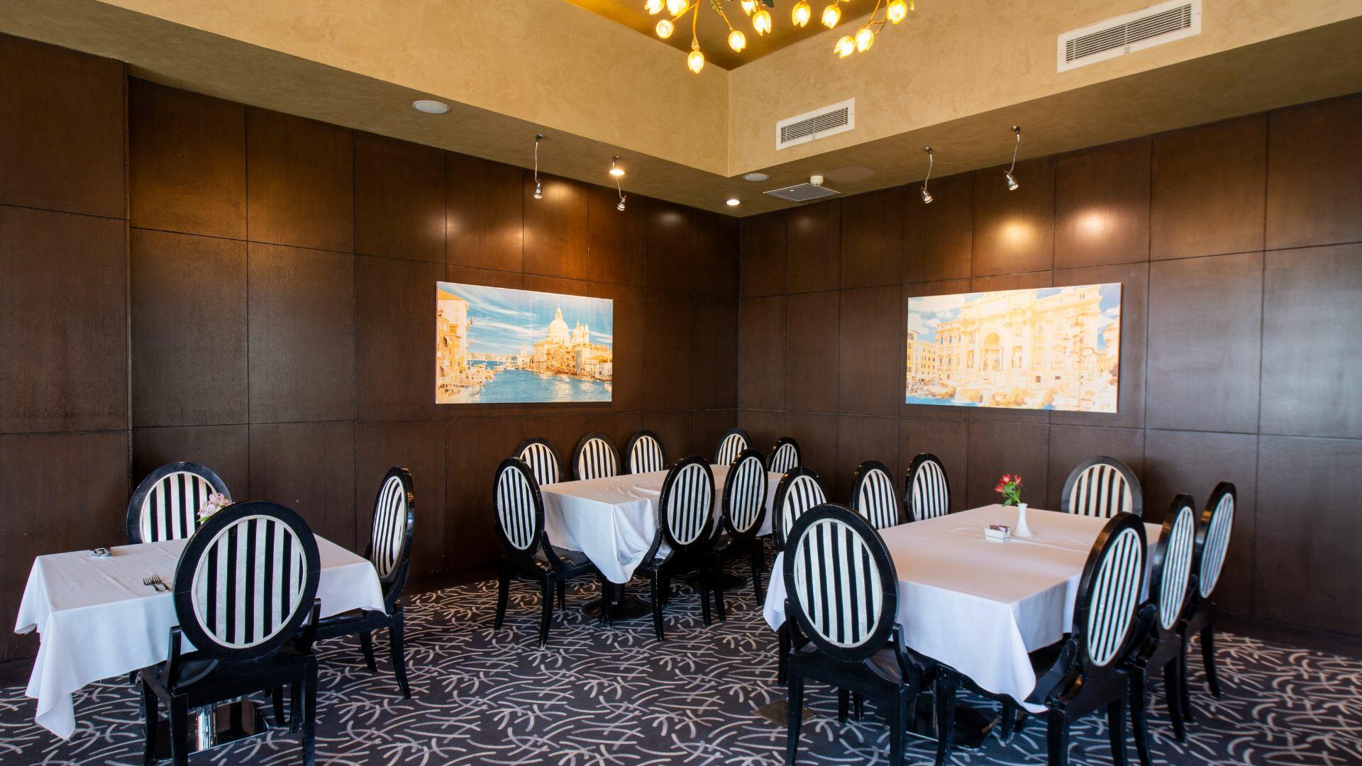 هتل بزرگ شیراز فضای رستوران ها 2