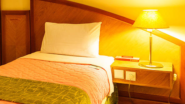 هتل بین المللی پارس شیراز اتاق یک تخته