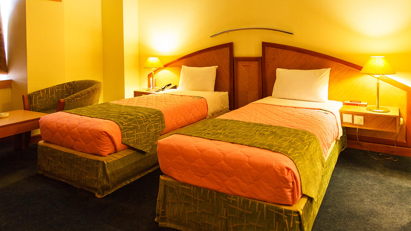 هتل بین المللی پارس شیراز اتاق دو تخته تویین