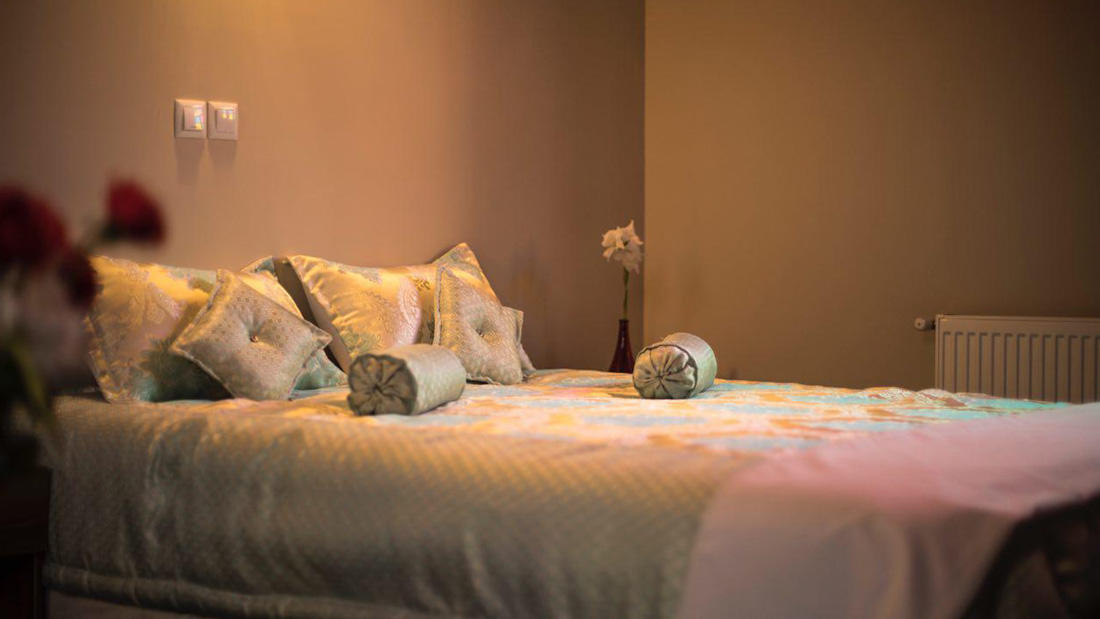 هتل سنتی درباری شیراز اتاق دو تخته دابل 2