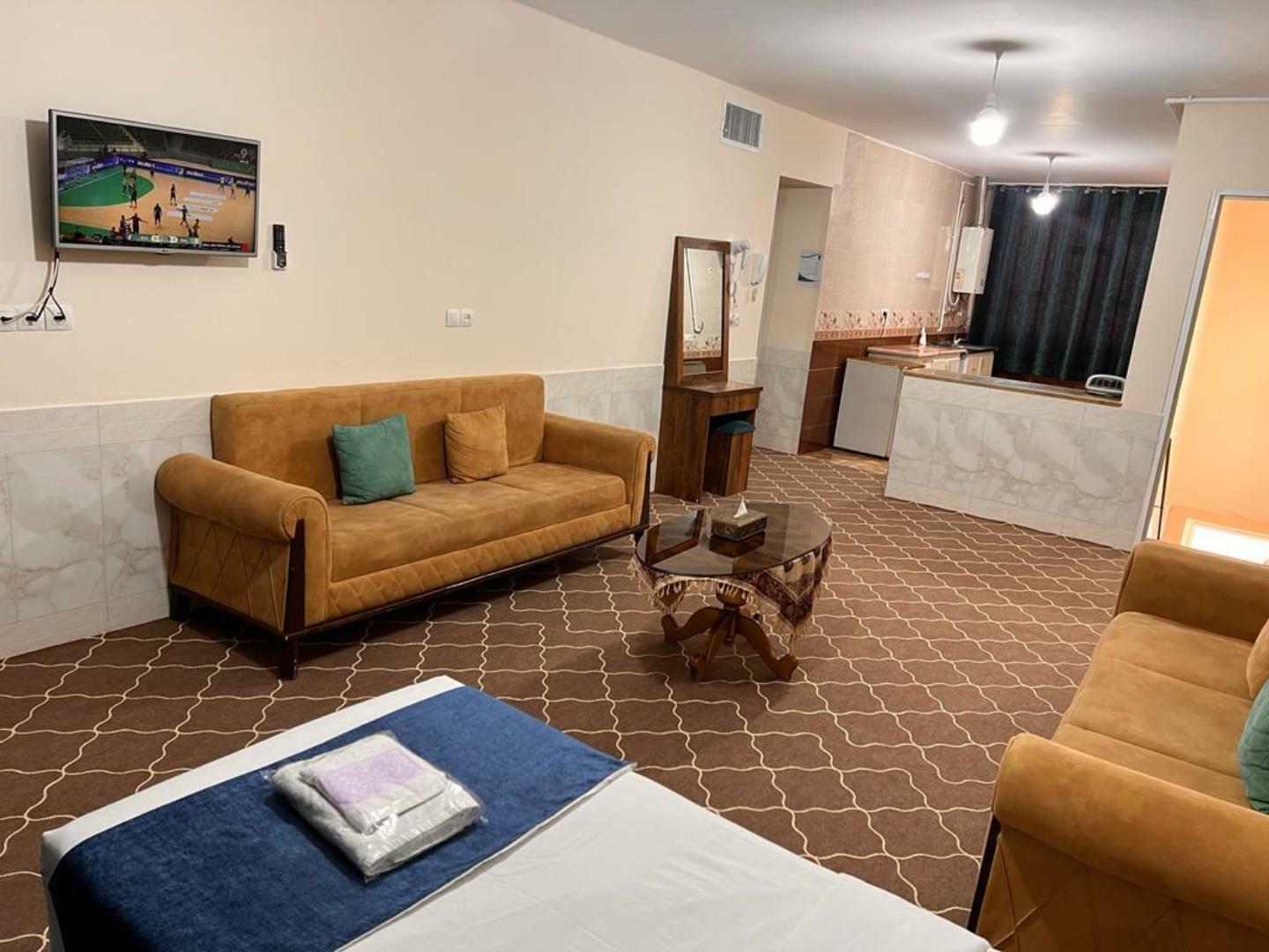 هتل سنتی درباری شیراز فضای داخلی اتاق‌ها 4