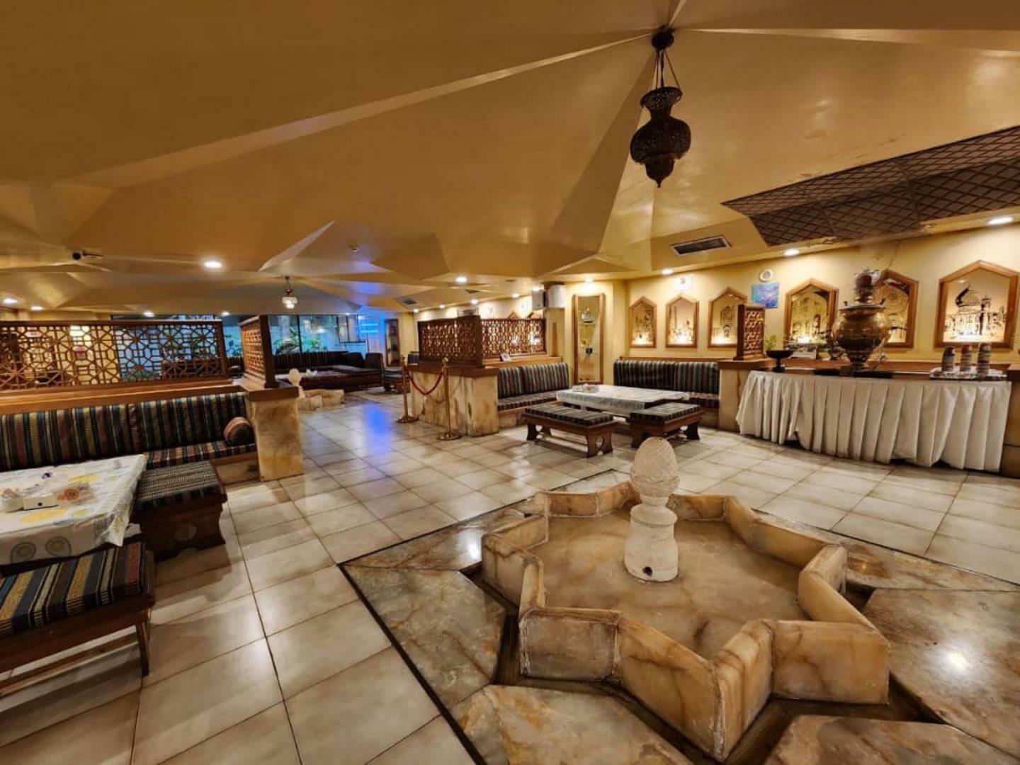 هتل هرمز بندرعباس سفره خانه سنتی 3