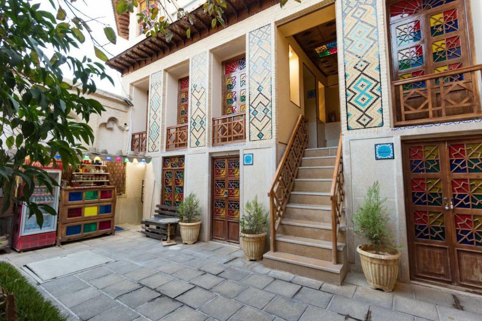 هتل سنتی نیایش شیراز فضای داخلی هتل