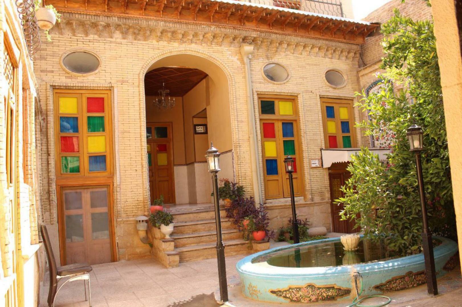 هتل سنتی نیایش شیراز فضای داخلی هتل