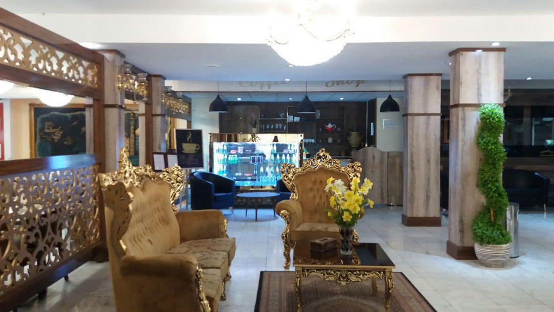 هتل شهریار مشهد کافی شاپ 1