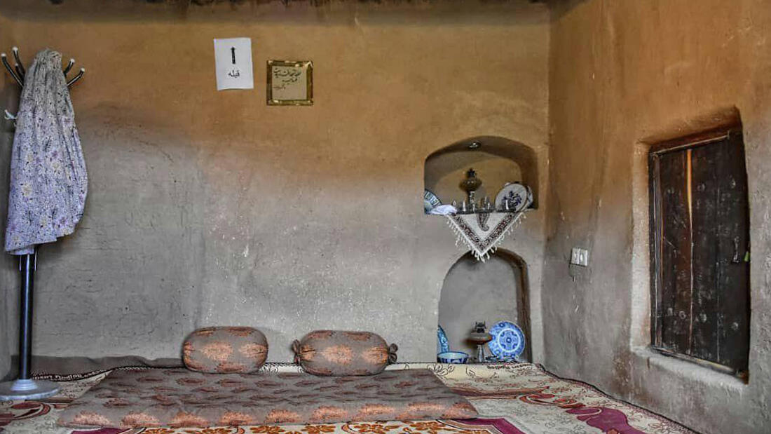 اقامتگاه سنتی گلکار خضرآباد فضای داخلی اتاق ها 1