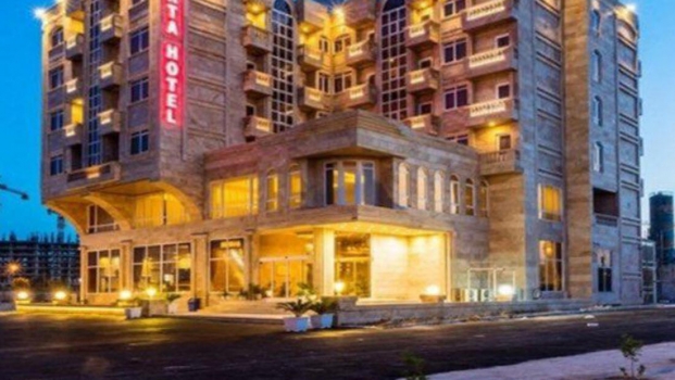 هتل آرتا قشم نمای بیرونی