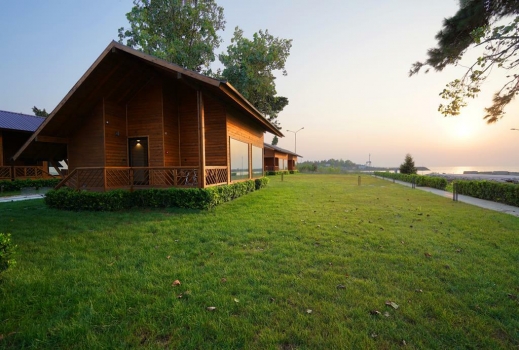 هتل ساحلی میزبان بابلسر هتل ساحلی میزبان بابلسر نمای بیرونی