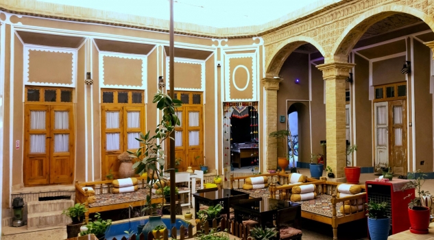 اقامتگاه بوم‌گردی دلخش یزد فضای داخلی اقامتگاه 3