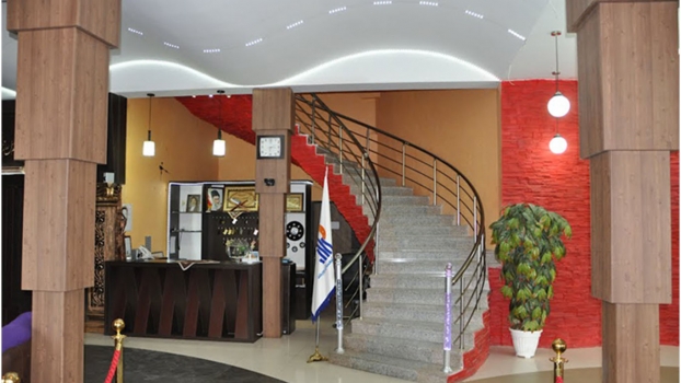 هتل کوهستان بیرجند لابی 1