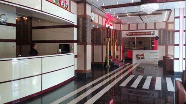 هتل بهشت قشم لابی