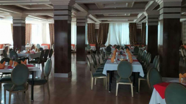 هتل پارسیان بم رستوران