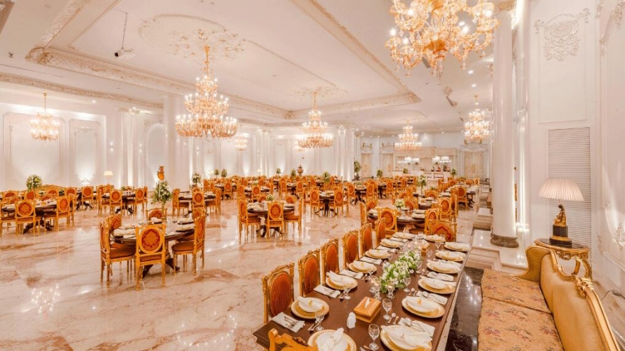 هتل گلدن پالاس (قصر طلایی) مشهد هتل قصر طلایی مشهد فضای داخلی رستوران