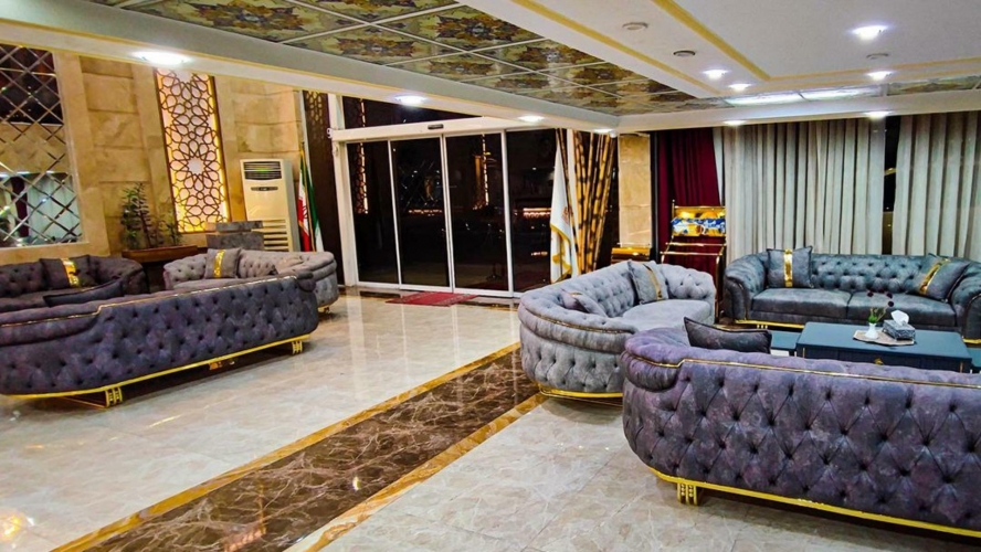 هتل بارمانی خرمشهر لابی 2