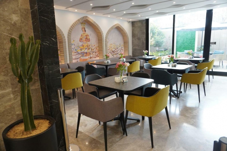 هتل کاربات اصفهان کافی شاپ 3