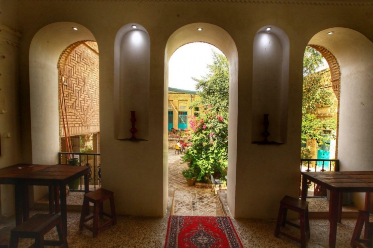 اقامتگاه سنتی عمارت جامعی شوشتر فضای داخلی 5