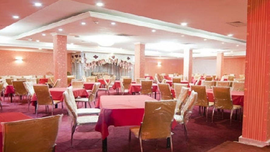 هتل استقلال زاهدان رستوران 1