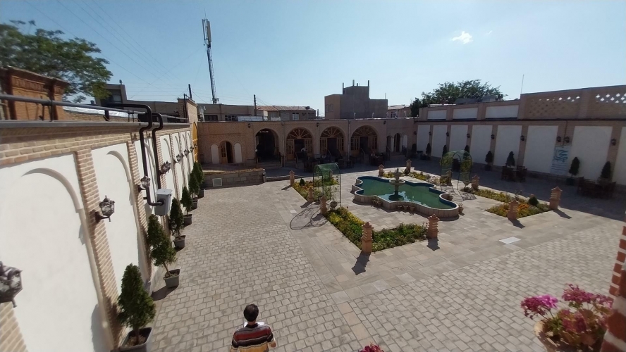 بوتیک هتل عمارت میرزا مهدی فراش باشی (سرخهای) تبریز بوتیک هتل عمارت سرخهای فضای داخلی 1