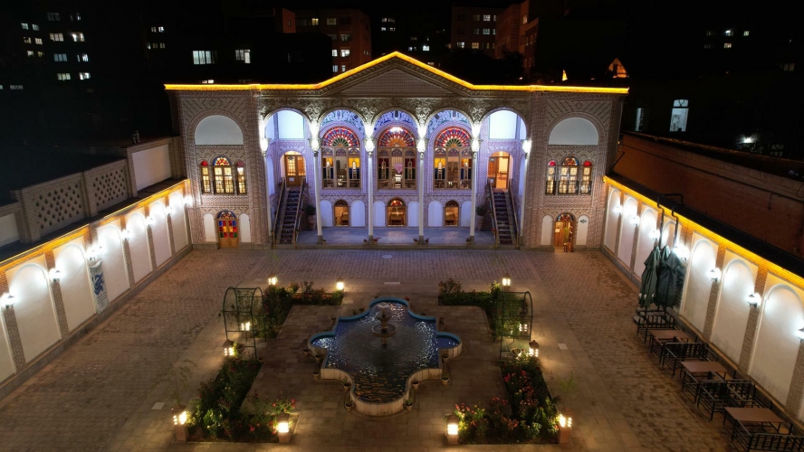 بوتیک هتل عمارت میرزا مهدی فراش باشی (سرخهای) تبریز بوتیک هتل عمارت سرخهای فضای داخلی 2