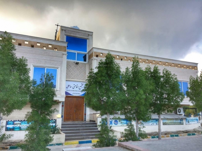 مجتمع گردشگری غواصی قشم مجتمع گردشگری غواصی قشم نمای بیرونی