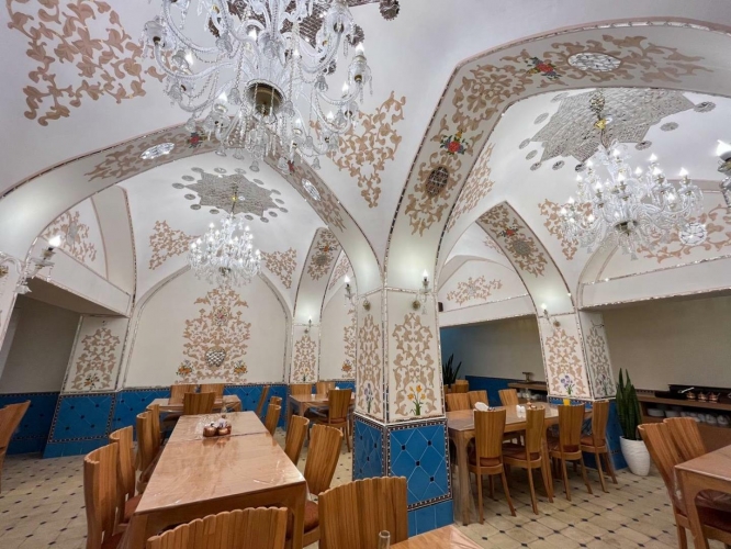 اقامتگاه سنتی عمارت خاتم اصفهان رستوران 1