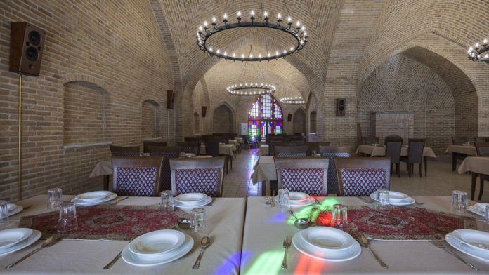 مجتمع گردشگری کاروانسرای یام مرند رستوران 2