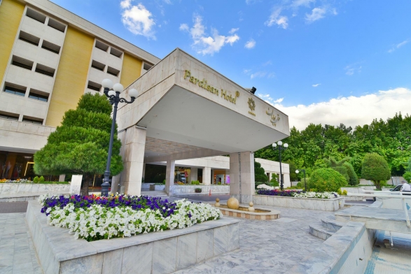 هتل پردیسان مشهد نمای بیرونی