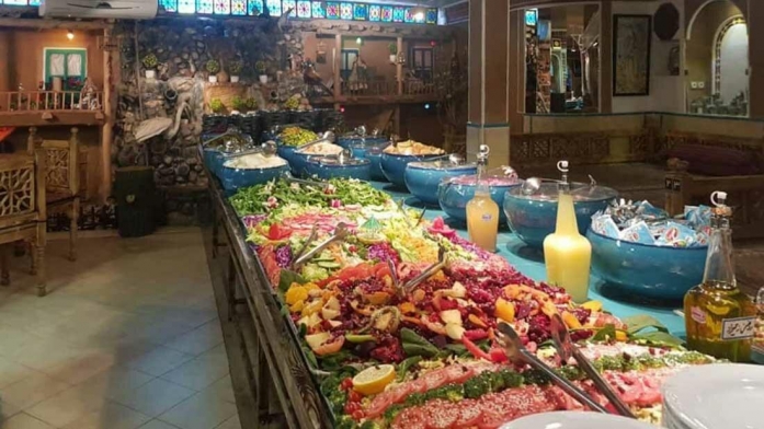 هتل آپارتمان سینا لالجین سفره خانه سنتی 2