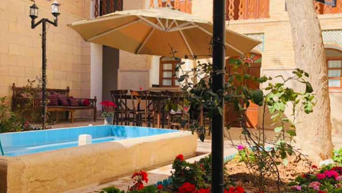 اقامتگاه سنتی قیصریه شیراز فضای داخلی اقامتگاه اقامتگاه سنتی قیصریه شیراز فضای داخلی اقامتگاه