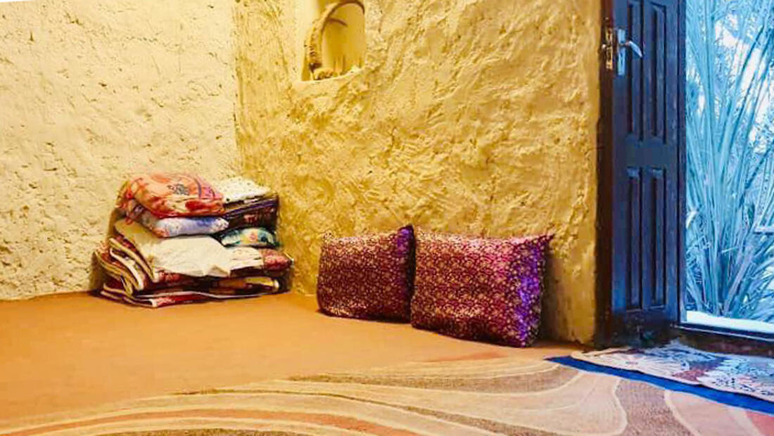 اقامتگاه بومگردی باغ هنر قشم فضای داخلی اتاق ها