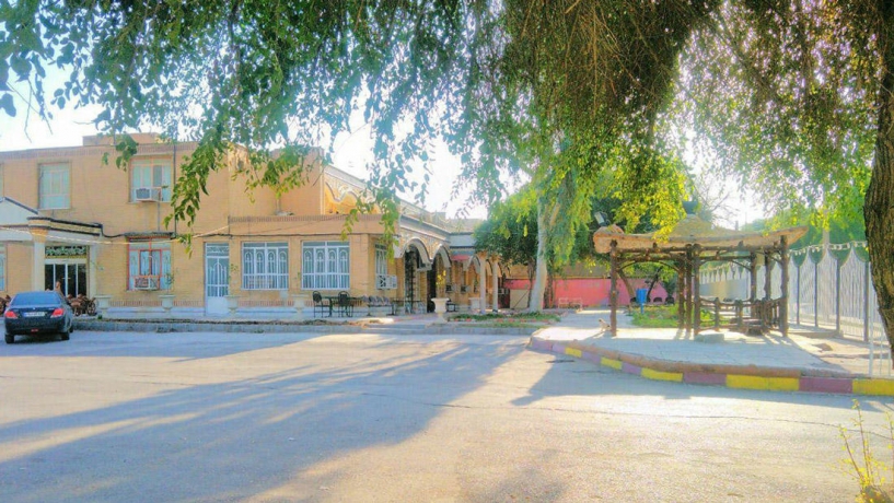 هتل جهانگردی شوشتر نمای بیرونی