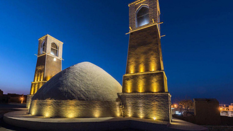 اقامتگاه سنتی انار عقدا نمای بیرونی