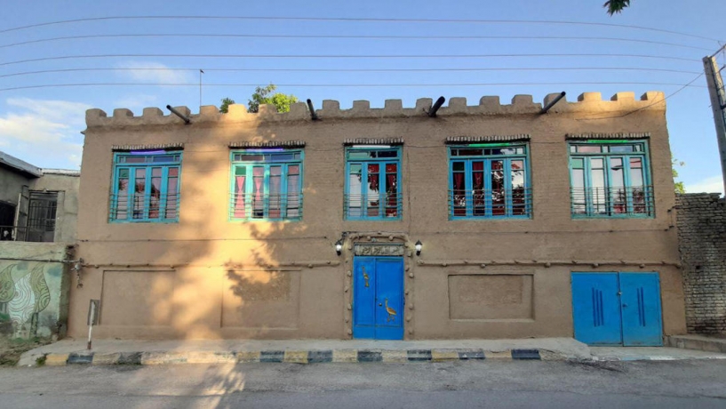 اقامتگاه بوم‌گردی چشمه سبز گلمکان نمای بیرونی