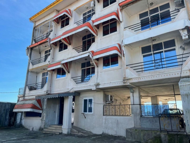 هتل امیران بندرانزلی نمای بیرونی 1